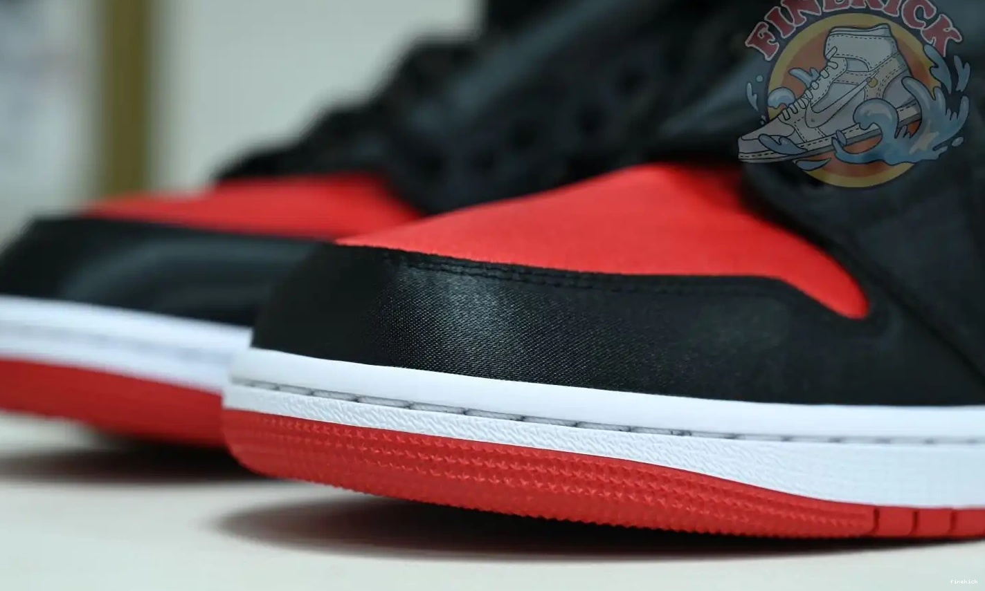Jordan 1 Bred